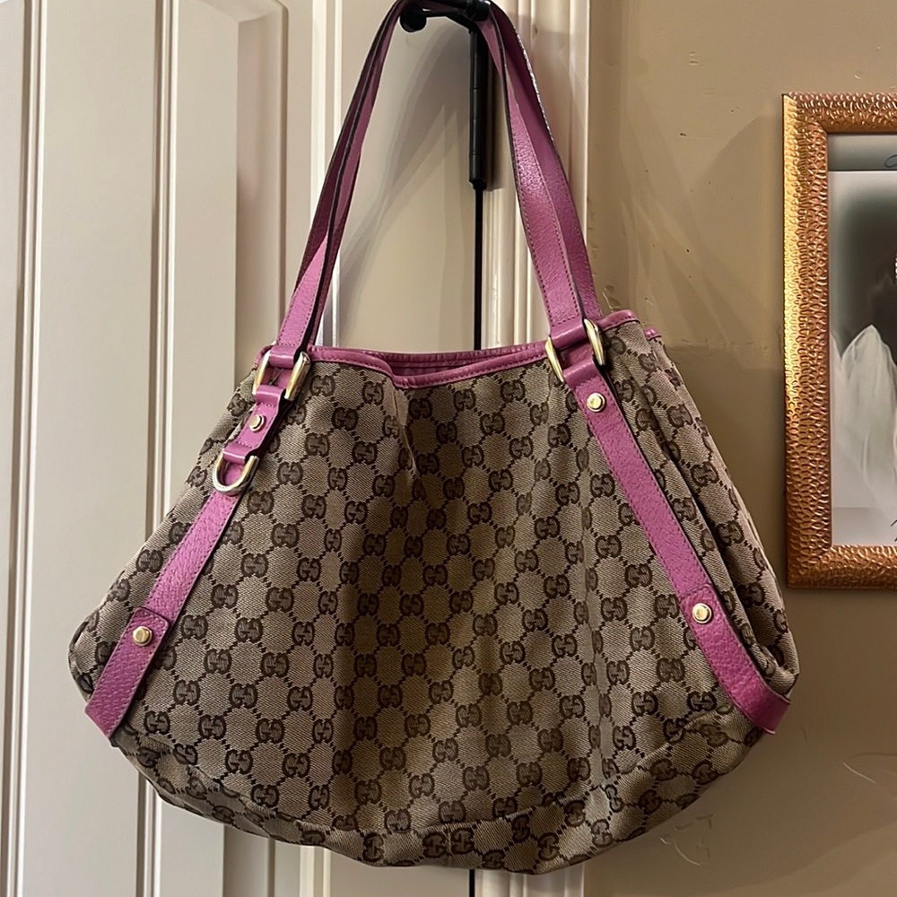 Gucci handbag